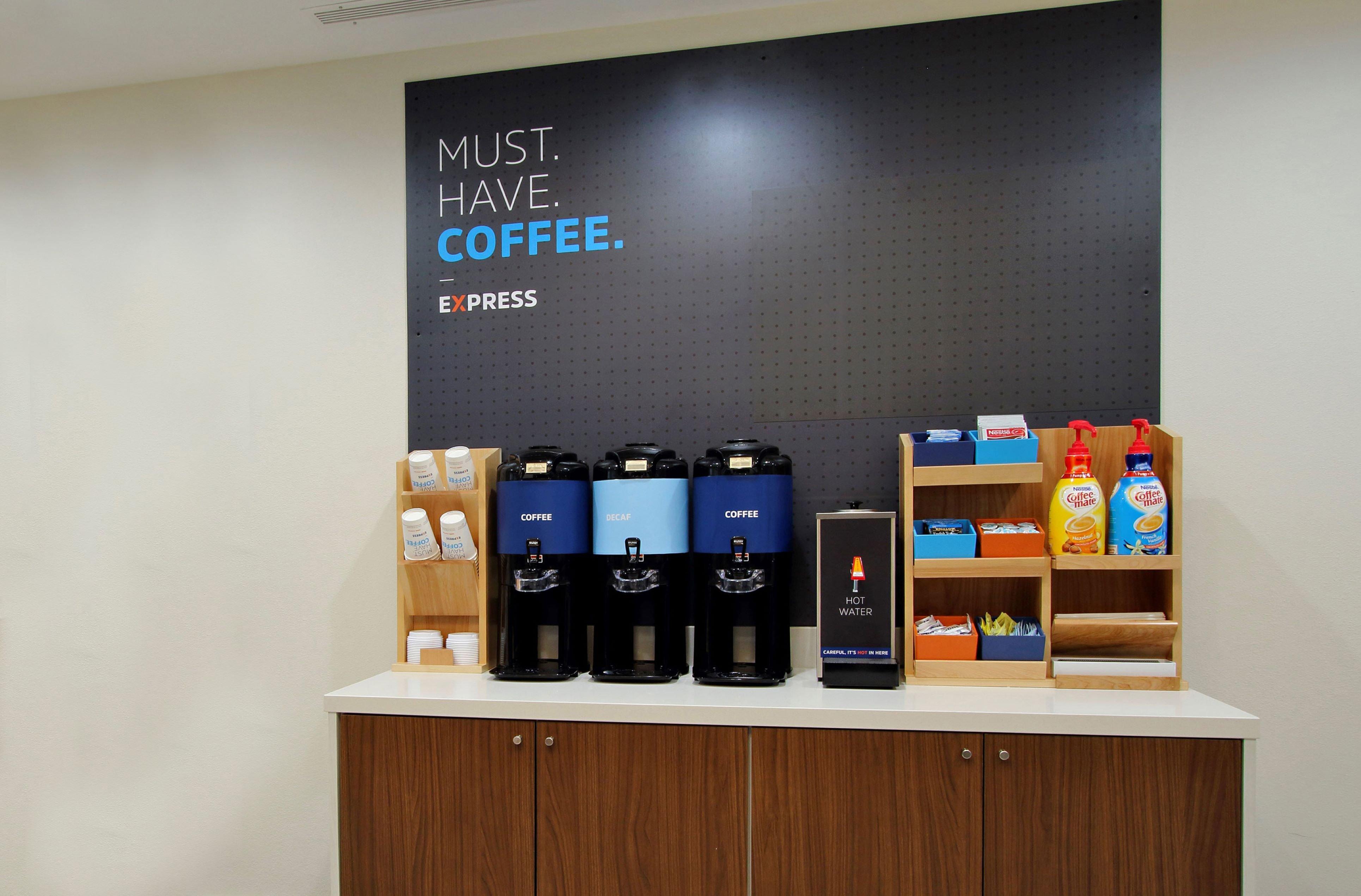 Holiday Inn Express & Suites Malvern By Ihg Екстериор снимка